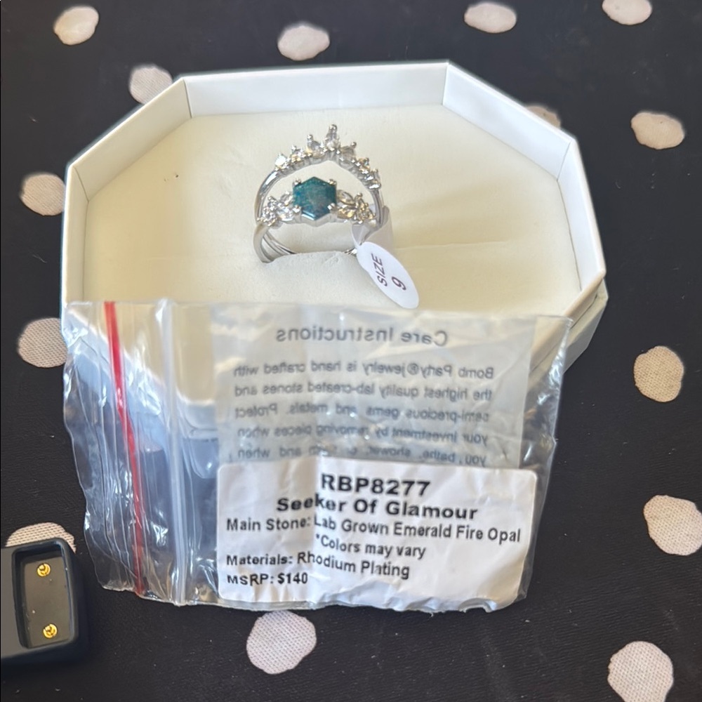 Silver Ring with Emerald Fire Opal BP